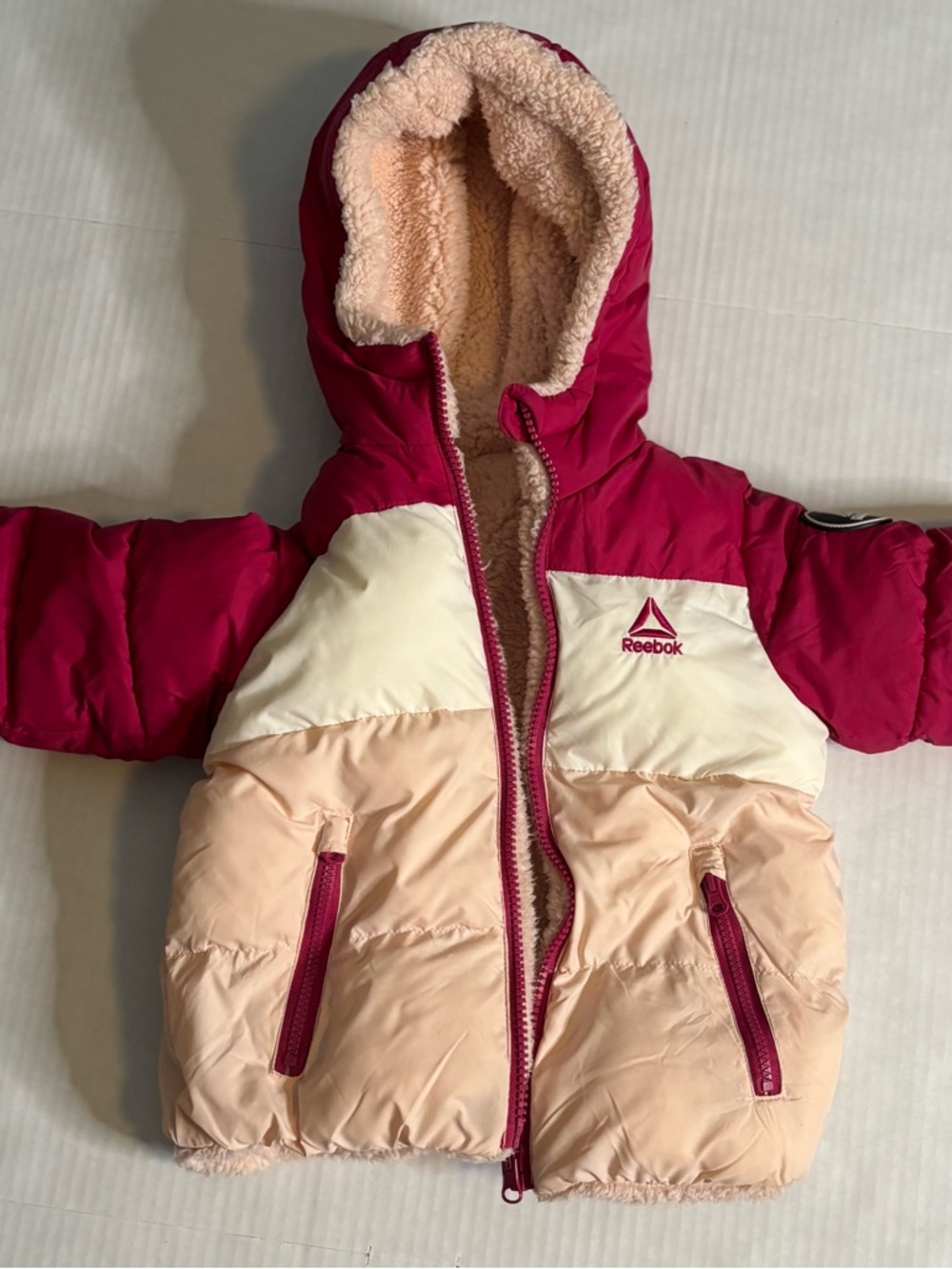 Reebok Magenta and Cream Color-block Sherpa-Lined Puffer Jacket Girls 4/5